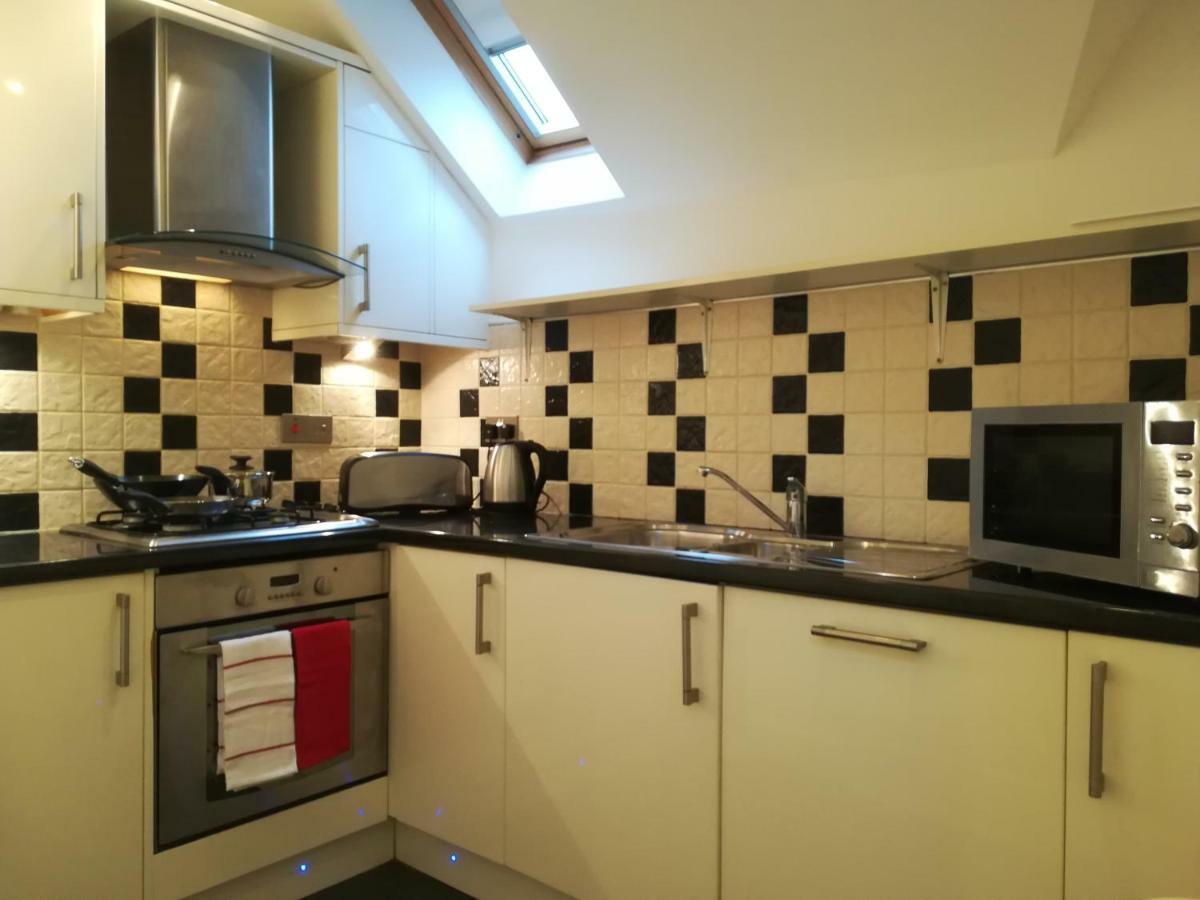 Modern, 2 Bedroom Apartment With Sofa Bed, Uplands, Swansea Exterior foto